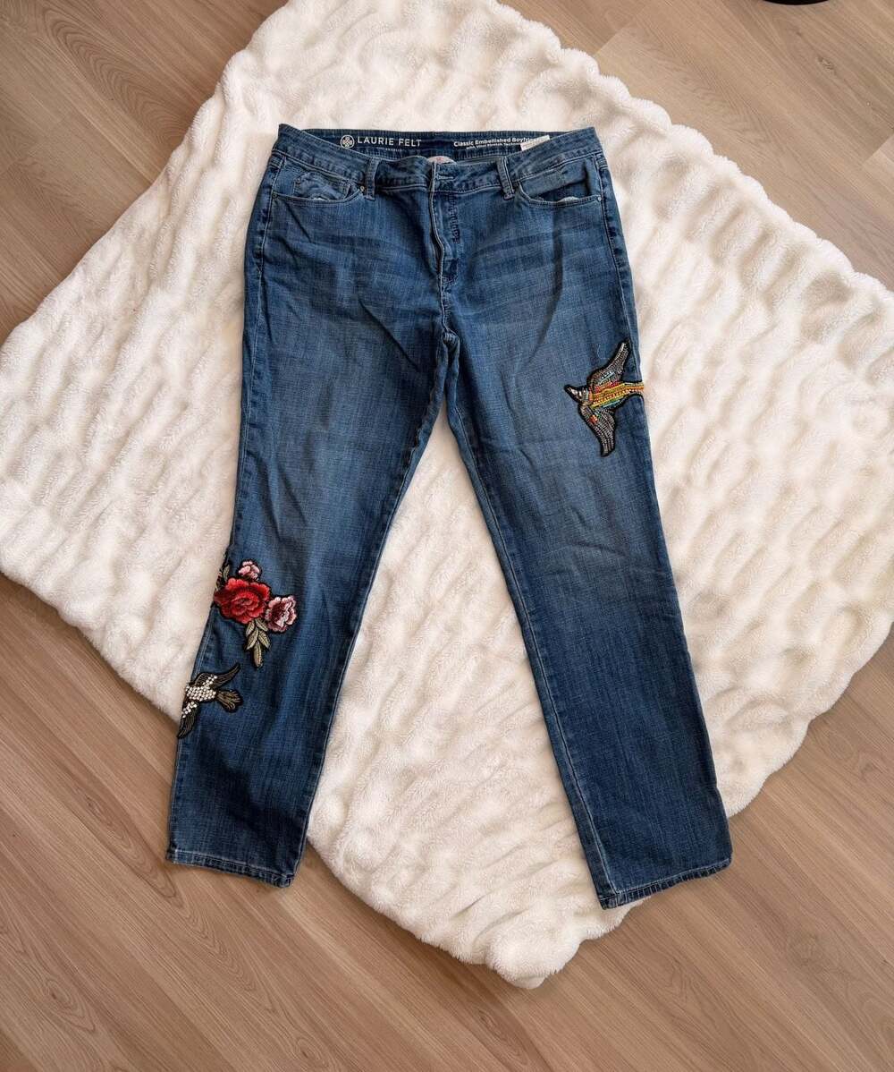 Laurie Felt Classic Embellished Boyfriend Jeans with Floral and Bird Embroidery